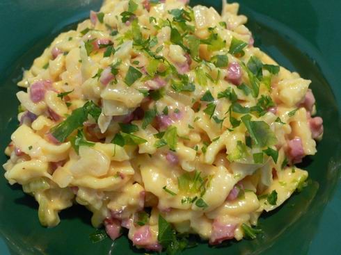 Типично немецкое блюдо: Шпецле с сыром и ветчиной Очень вкусное, быстрое и сытное блюдо