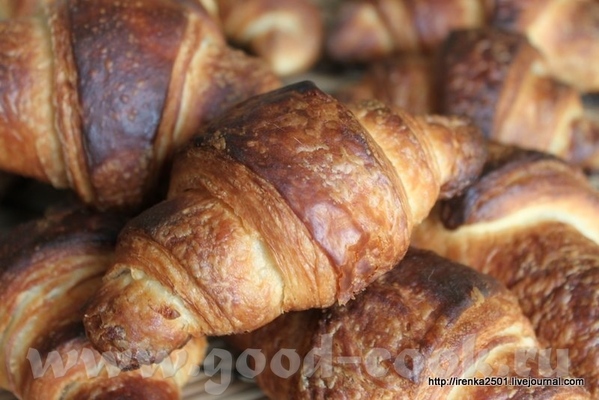 Croissant - Круассаны (с использованием жидкой закваски) 500 гр муки №45 500 гр хлебной муки 130 гр...