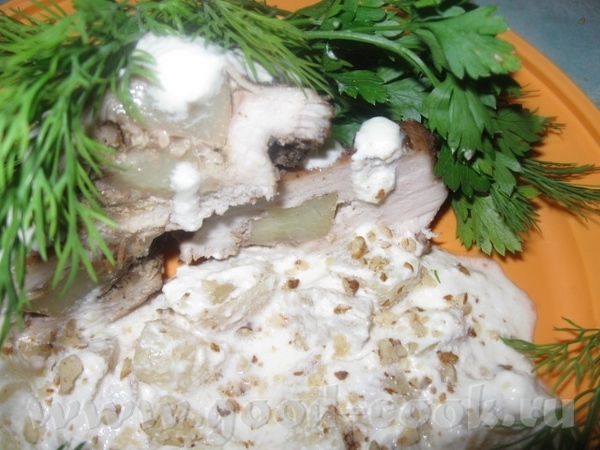 КУРИНЫЕ ГРУДКИ , ФАРШИРОВАННЫЕ ПЕРСИКАМИ И ГРЕЦКИМИ ОРЕХАМИ , ПОД ПЕРСИКОВО- СЛИВОЧНО - ИМБИРНЫМ СО...