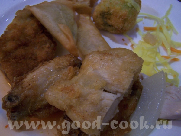 Потом всякие гады морские ,гриленные в остром соусе Потом всякое разное,то мясо ,то в тестечке - 2