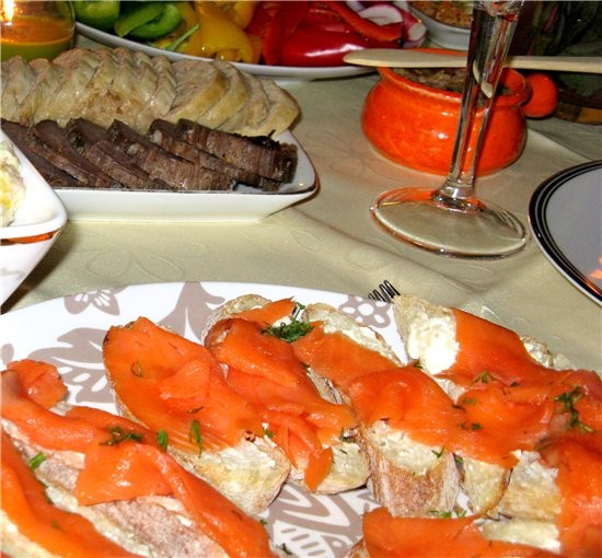 Мамин куриный холодец ФАРШИРОВАННАЯ КУРИЦА " ПО ОДЕССКИ " Рулет печеный из говядины с черносливом и... - 6