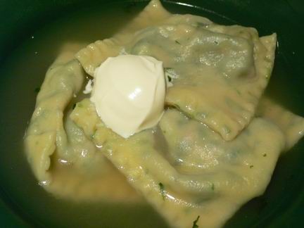 Maultaschen Это немецкий вариант больших пельменей( или равиоли) с мясом и шпинатом