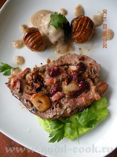 СВИННАЯ ШЕЙКА С КЛЮКВОЙ И ЧЕСНОКОМ Потребуется мясо свин - 7