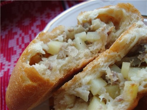 Пироги с мясом, картошкой и луком тесто 2/3 стакана ледяной воды соль 100 мл растительного масла 50... - 2