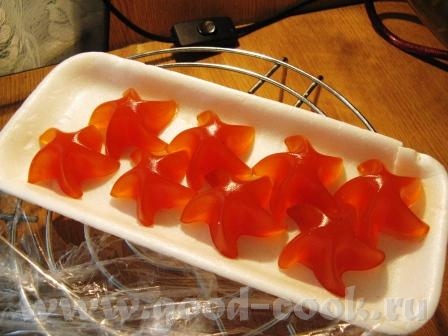 Это Панчо : корж медовик от Шулы Крем сметана+вареная сгущенка+взбитые растительные сливки немножка... - 2