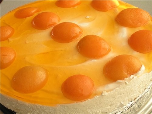 Абрикосовый торт с йогуртово-кофейным кремом