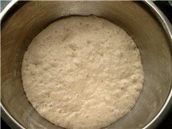 Очень вкусный хлеб с пористым мякишем и хорошей, хоть и не сильно хрустящей, корочкой - 3