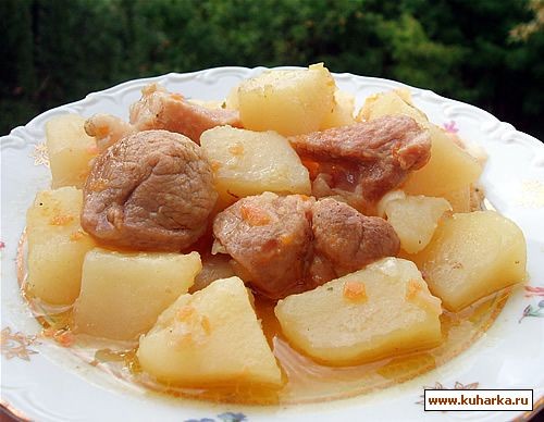 "КАРТОШКА ТУШЕННАЯ С МЯСОМ"