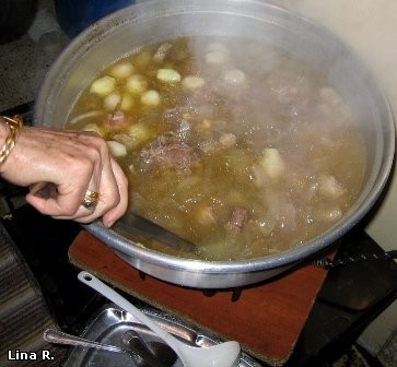 5. Когда зерна-мафтуль сделаны, полить их немного растительным маслом (предпочтительнее оливковое ,... - 2