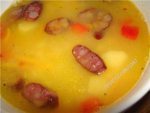 ГОРОХОВЫЙ СУП С КОЛБАСКАМИ На 2,5 л воды: 1, 5 ст дробленого гороха, 1 луковица, 1 морковь, 2 крупн...