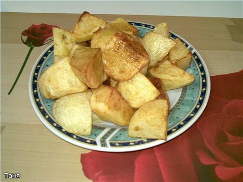 Мясо тушеное с жареной картошкой 700 г говядины 2 луковицы 2 моркови 700 г картофеля специи по-вкус... - 3