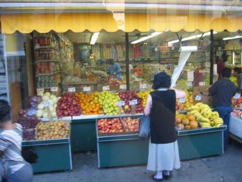 не пишется мне, Мотька на руках и я одним пальцем, мысль сбивается