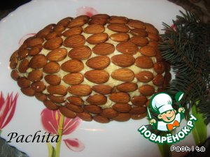 Обкладываем весь салатик миндальными орешками - 3