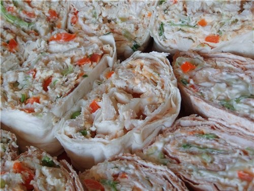 Еще одним хитом стали вот е`ти куринные рулетики