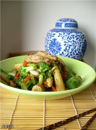 ОВОЩИ В СЛАДКО ПИКАНТНОМ СОУСЕ, ЖАРЕНЫЕ В WOK