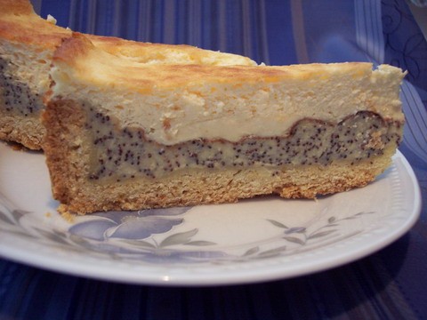 Девочки, делюсь с вами очень и очень вкусным тортиком, съел кусочек и ещё охото Торт "Маковый" или...