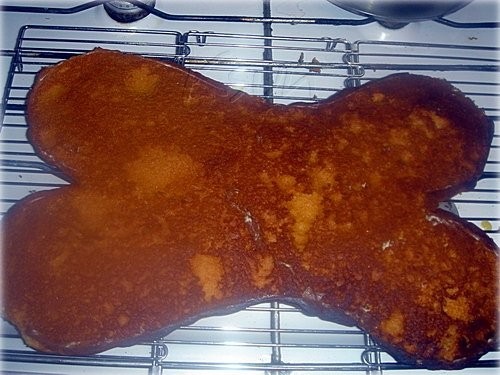 И несколько разных по диаметру коржей для головы и попки Выпечем коржи - 2