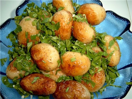 Вчерашний обед: МОЛОДАЯ ЖАРЕННАЯ КАРТОШКА И БРЕЦЕЛЬ С ПИВОМ