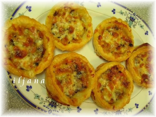 Тартелинки из слоёного теста