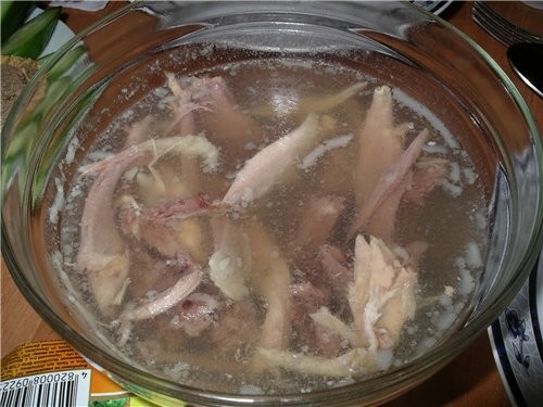 Салат "Петушок" : Вареная курочка+ сыр+ помидор+ яйцо + майонез Да это моя импровизация к рецепту И... - 3