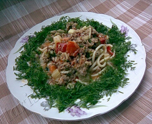 ГОРОХОВЫЙ СУПЧИК С КОПЧЁНЫМИ КОЛБАСКАМИ "ЛЕНИВЫЙ" ЛАГМАН - 2