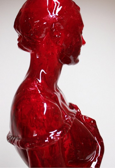 сладкая женщина - скульптура Джозефа Марра из сахара