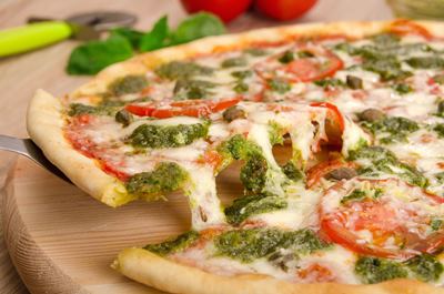 Пицца с соусом песто (Pizza al Pesto)