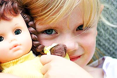 Не только дети любят кукол