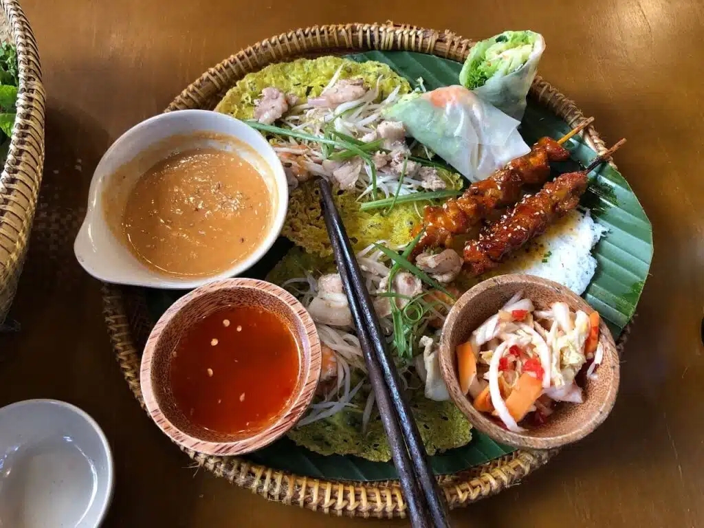 Традиционные блюда вьетнамской кухни: что попробовать