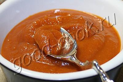 консервированный баклажаново-томатный соус