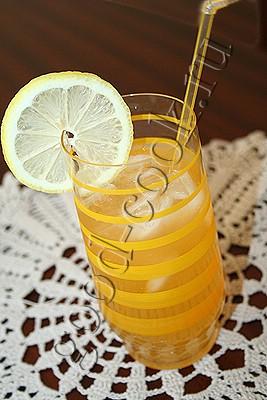 лимонно-ананасовый напиток с имбирем