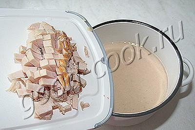 фасолевый суп-пюре с копченой курицей