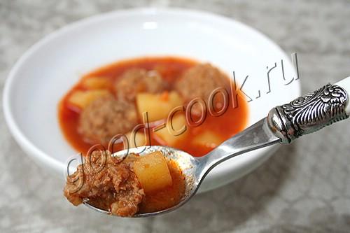томатный суп с фрикадельками