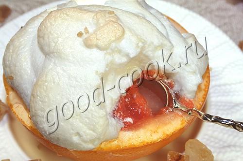 грейпфрут, запеченный под безе