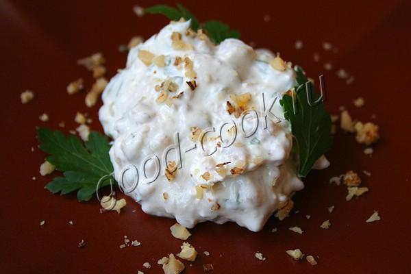 орехово-сметанный соус