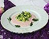 огуречный салат с соусом из редиса 