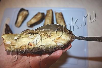 паштет из запеченных баклажанов с ореховым соусом