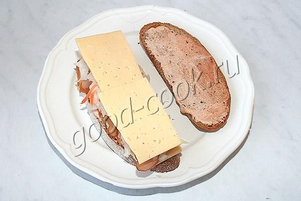 сэндвич "Рубен" (Reuben Sandwich)