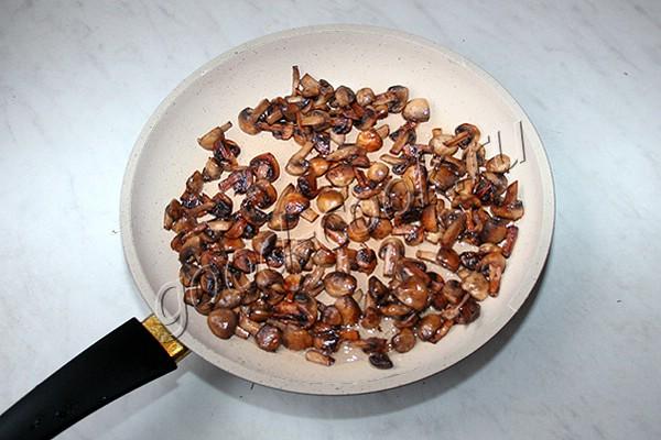 яично-грибной паштет
