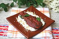 запечённые баклажаны в острой глазури с ореховым соусом