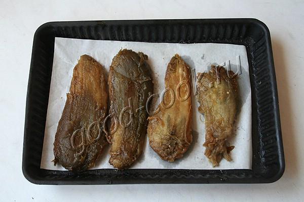 запечённые баклажаны в острой глазури с ореховым соусом