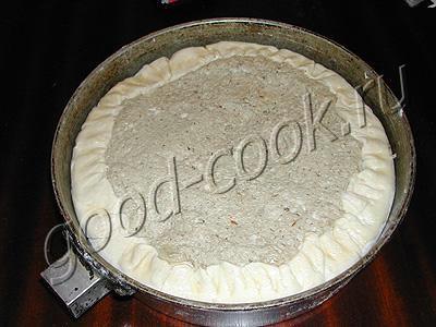 мясной пирог из слоеного теста