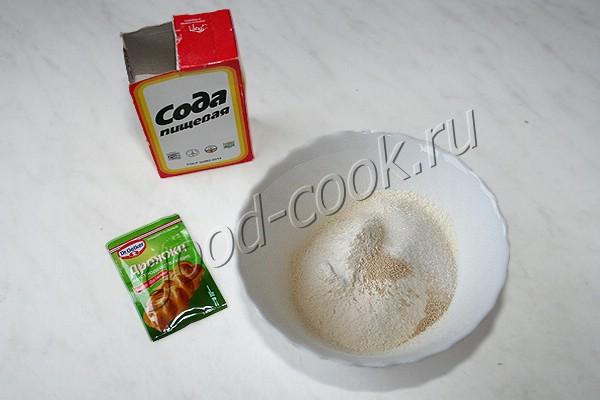 лепёшка с ягодным соусом по-английски