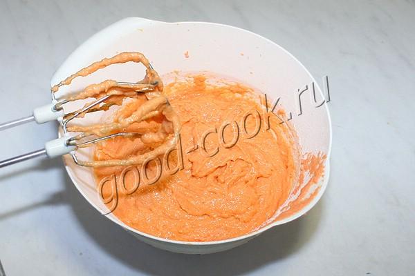 морковный рулет с яблочным кремом