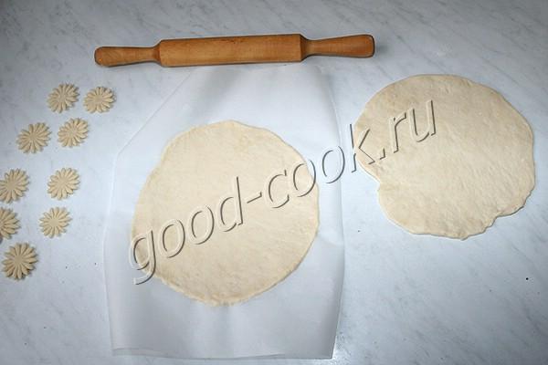 пирог с консервированным тунцом и овощами