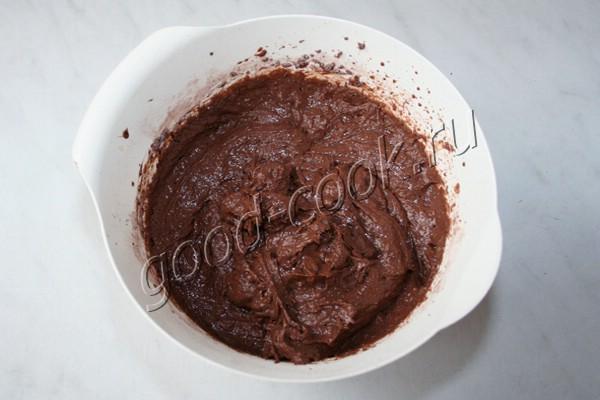 шоколадный бисквит (с добавлением манной каши)