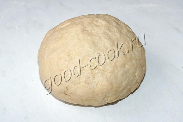 сметанный или постный пирог с грибами и фасолью