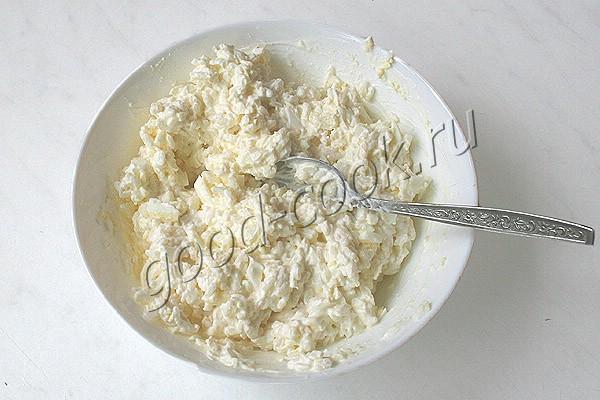 сметанный пирог с яйцами и рисом