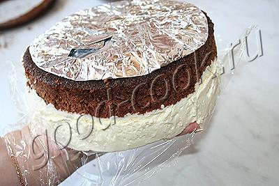 творожный торт-суфле с белым и чёрным шоколадом