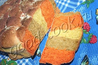 трехцветный хлеб с печеным болгарским перцем